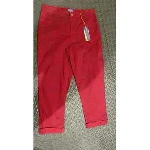 NWT Women’s Pendleton Red Classic Pants, size 8